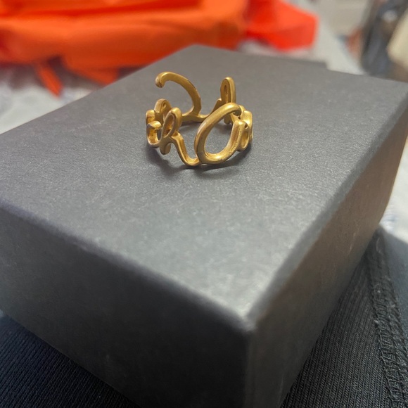 Coach Ring - Picture 2 of 2